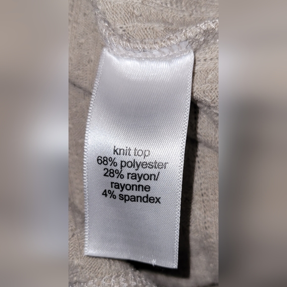 Maurices khaki colored Wrap size medium - Picture 3 of 4